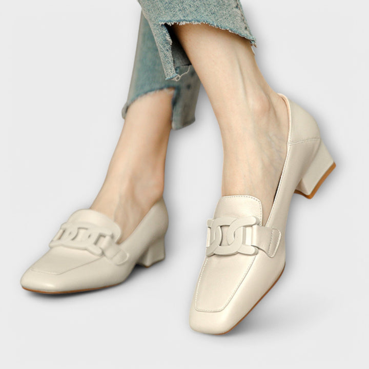 Monika | Mocassins à ornement chaîne