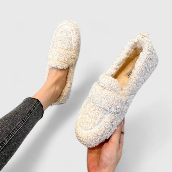 Solenne - Chaussons Douillets Élégants