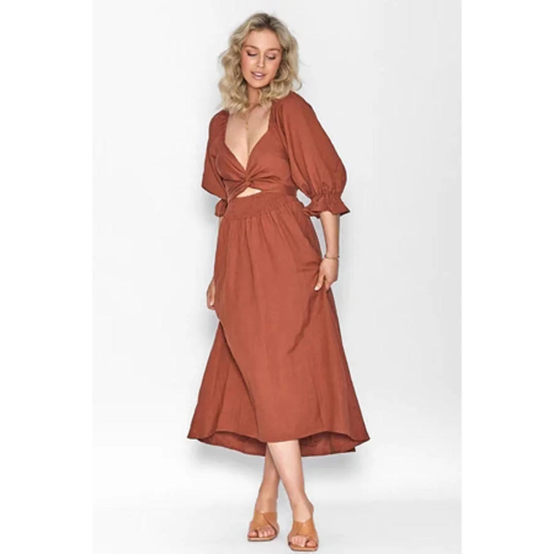 Kyara - Élégante Robe Volantée